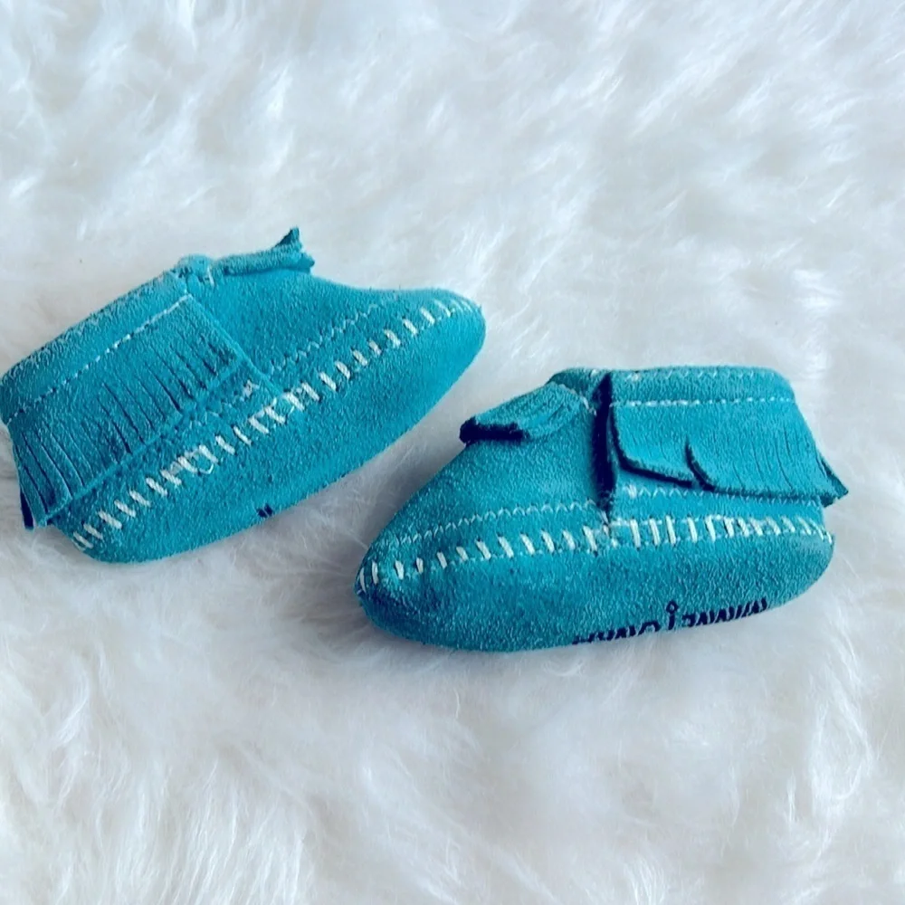 Minnetonka blue green turquoise leather crib shoes